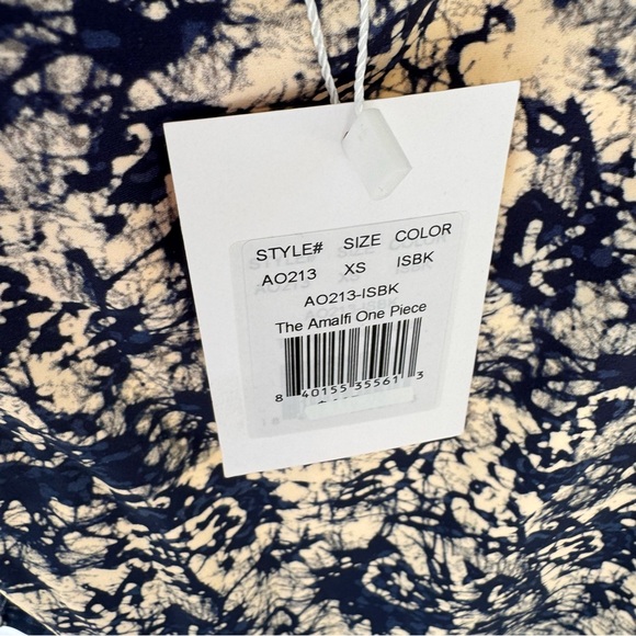 Andie Swim NWT XS The Amalfi One Piece printed Cream Navy Faherty Collaboration - Picture 9 of 10